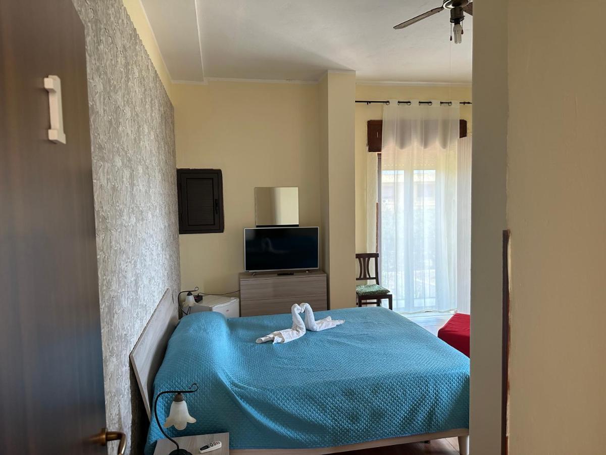 Baia Dei Turchi Locazione Turistica Hotel Realmonte Luaran gambar